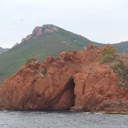 Studio Neuf, Plages, Gare, Croisette *